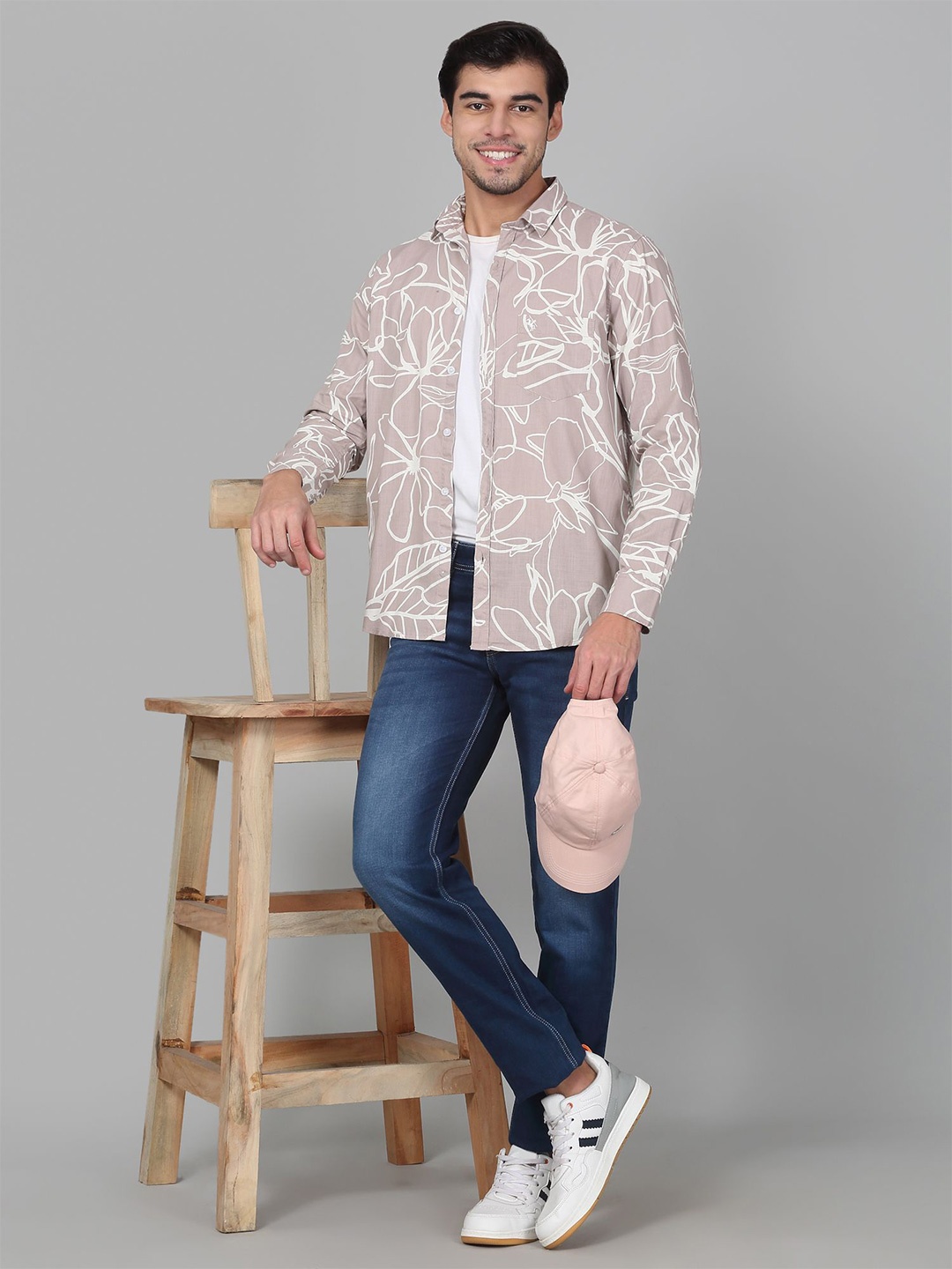 

Cantabil Men Original Floral Opaque Printed Casual Shirt, Brown