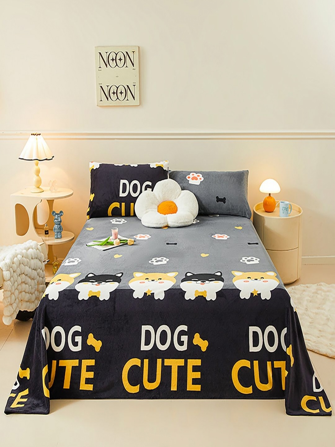 

JC HOME Navy Blue & Yellow 150 TC King Bedsheet with 2 Pillow Covers