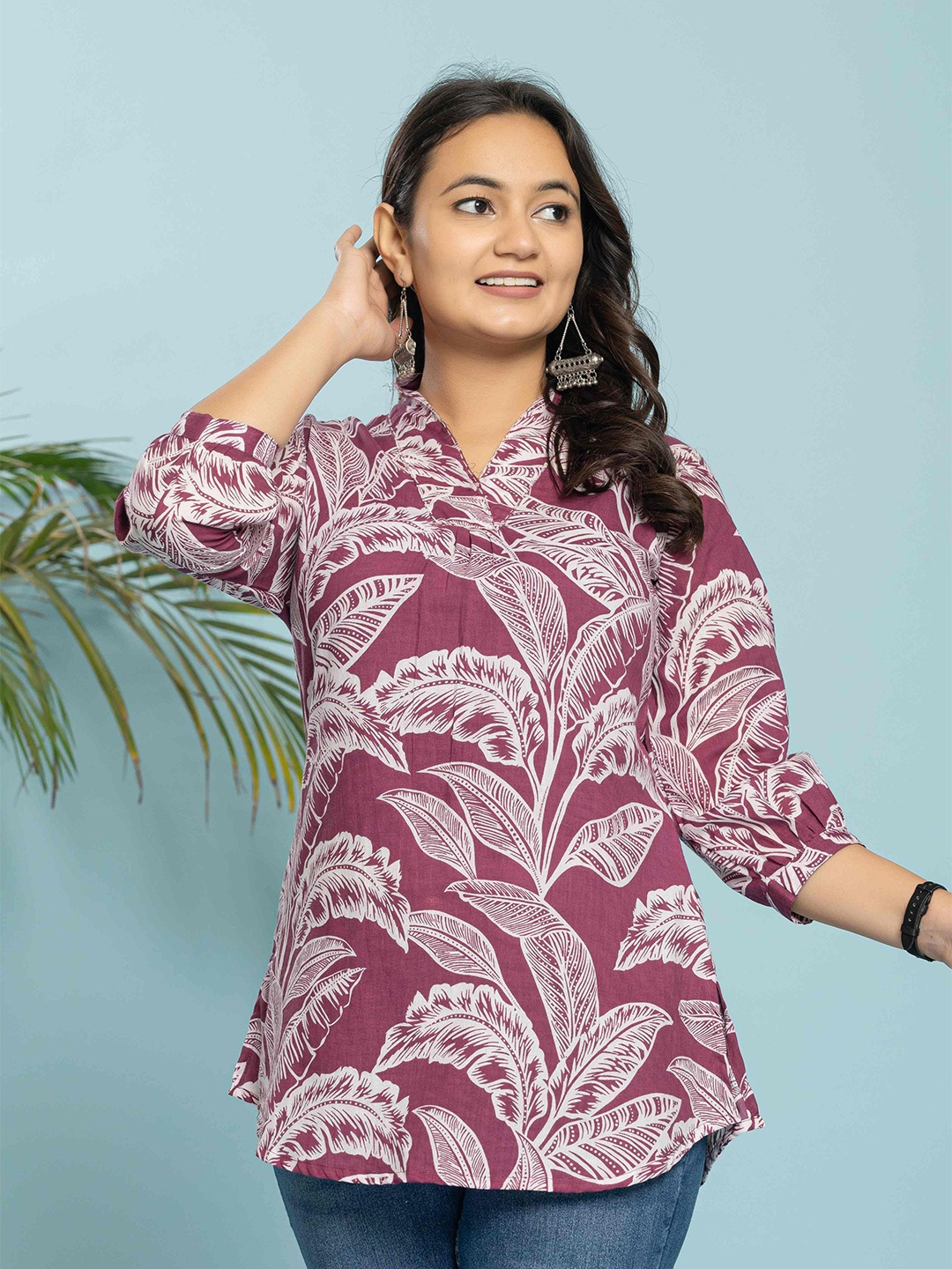 

INDYES Floral Printed V-Neck Kantha Work Pure Cotton Kantha Work Kurti, Magenta