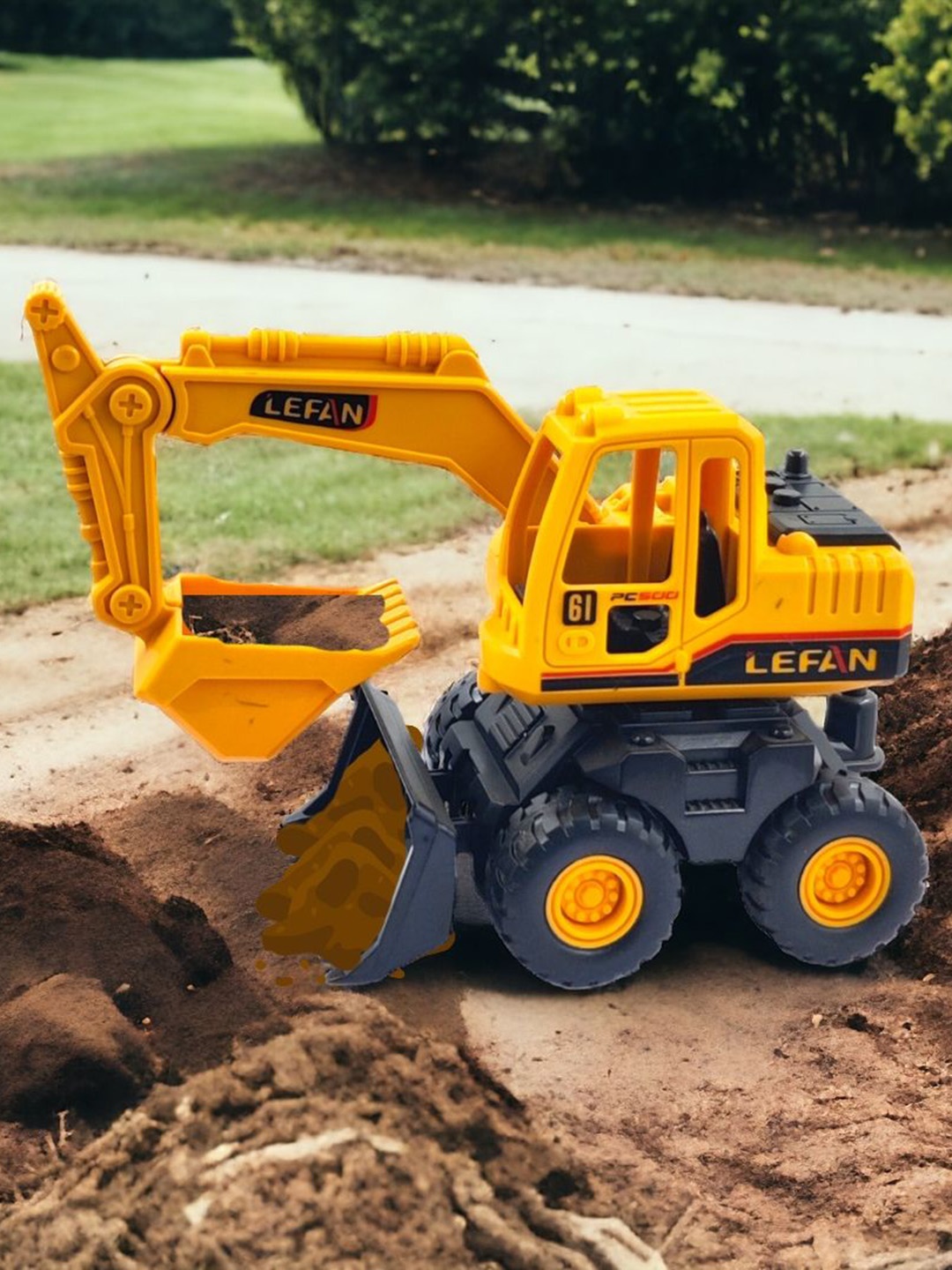 

PLUSPOINT Kids Excavator Bulldoz Friction Powered Construction Truck Vehicle, Yellow
