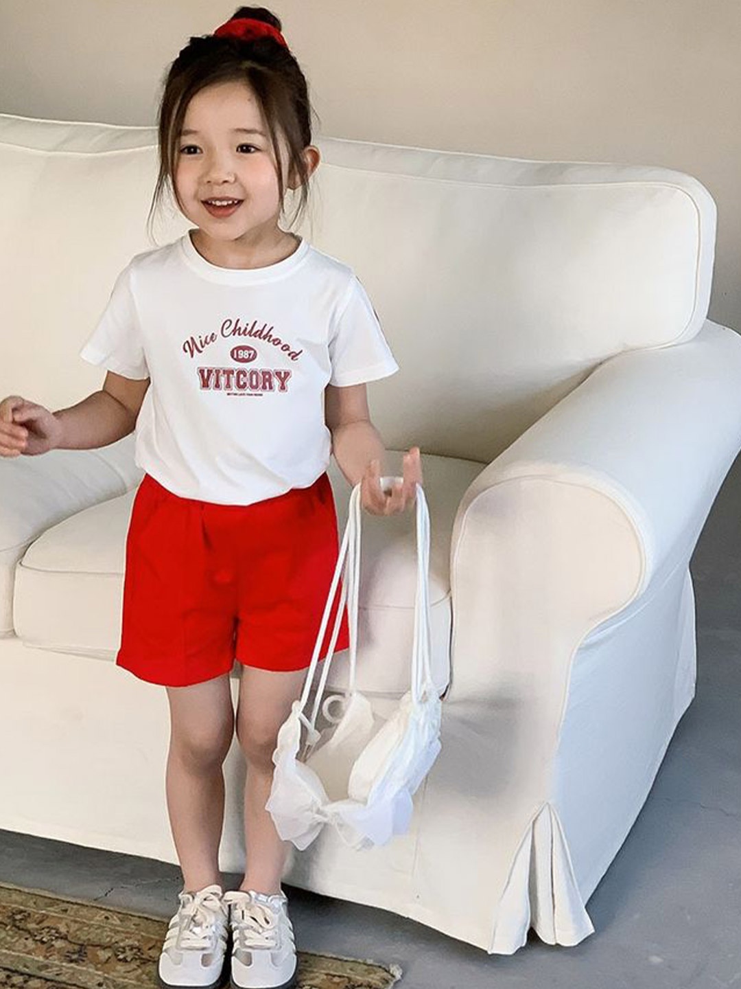 

LULU & SKY Girls Printed T-shirt with Shorts, Red