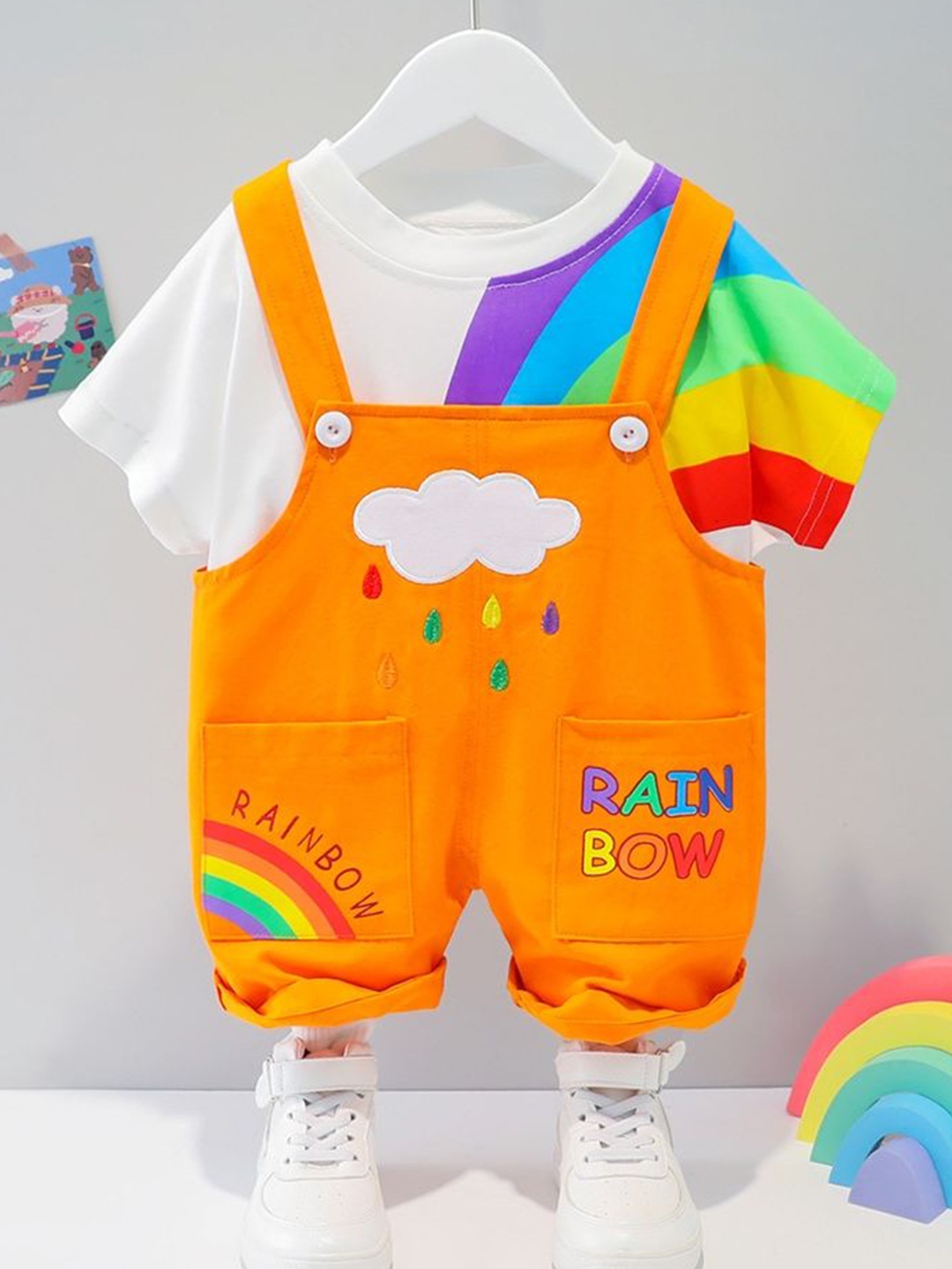 

LULU & SKY Printed T-shirt With Dungaree, Orange
