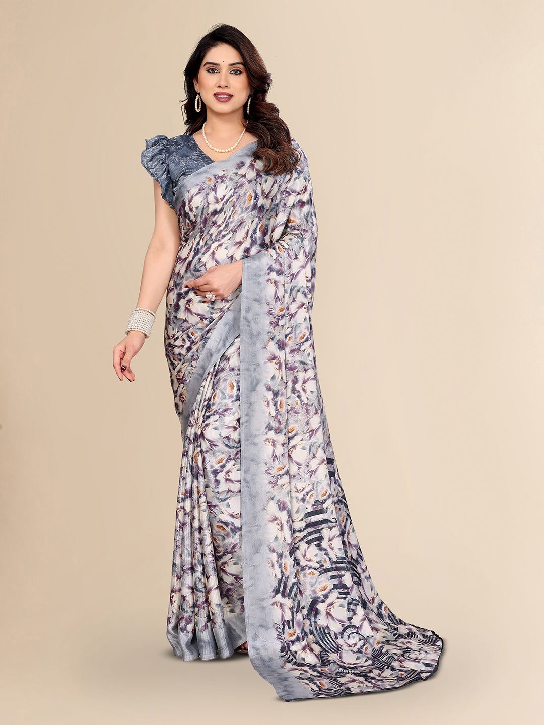 

Moda Rapido Floral Silk Blend Saree, Grey