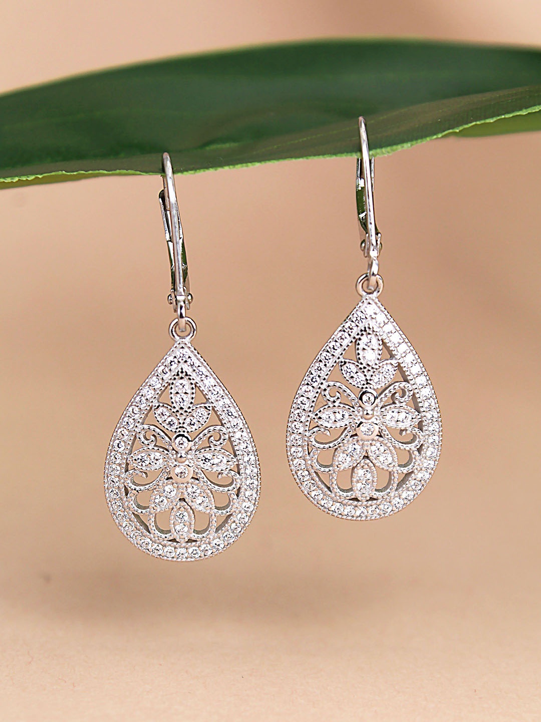 

DEVASHREE Classic Drop Earrings, White