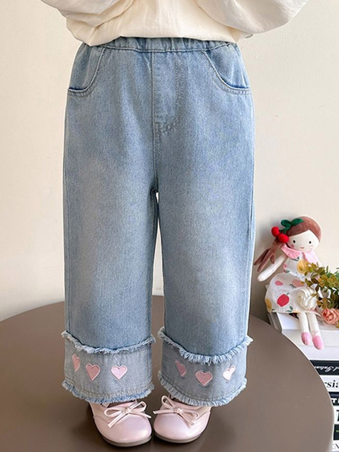 

LULU & SKY Girls Straight Fit High-Rise Slash Knee Heavy Fade Jeans, Blue