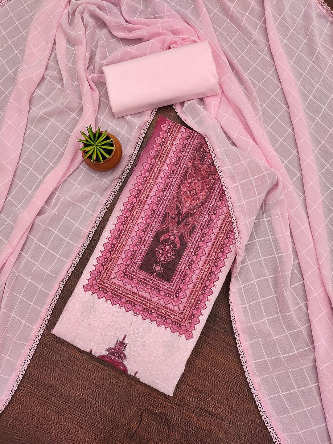 

SHADOW & SAINING Embroidered Unstitched Dress Material, Pink