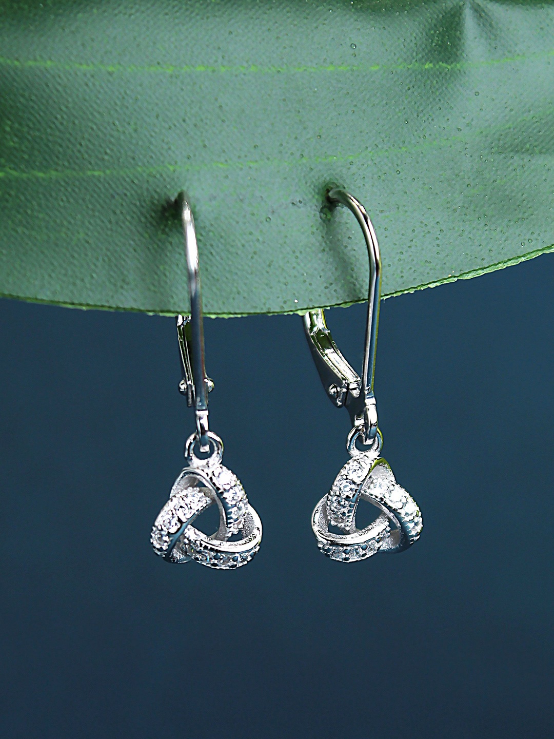 

DEVASHREE Classic Drop Earrings, White