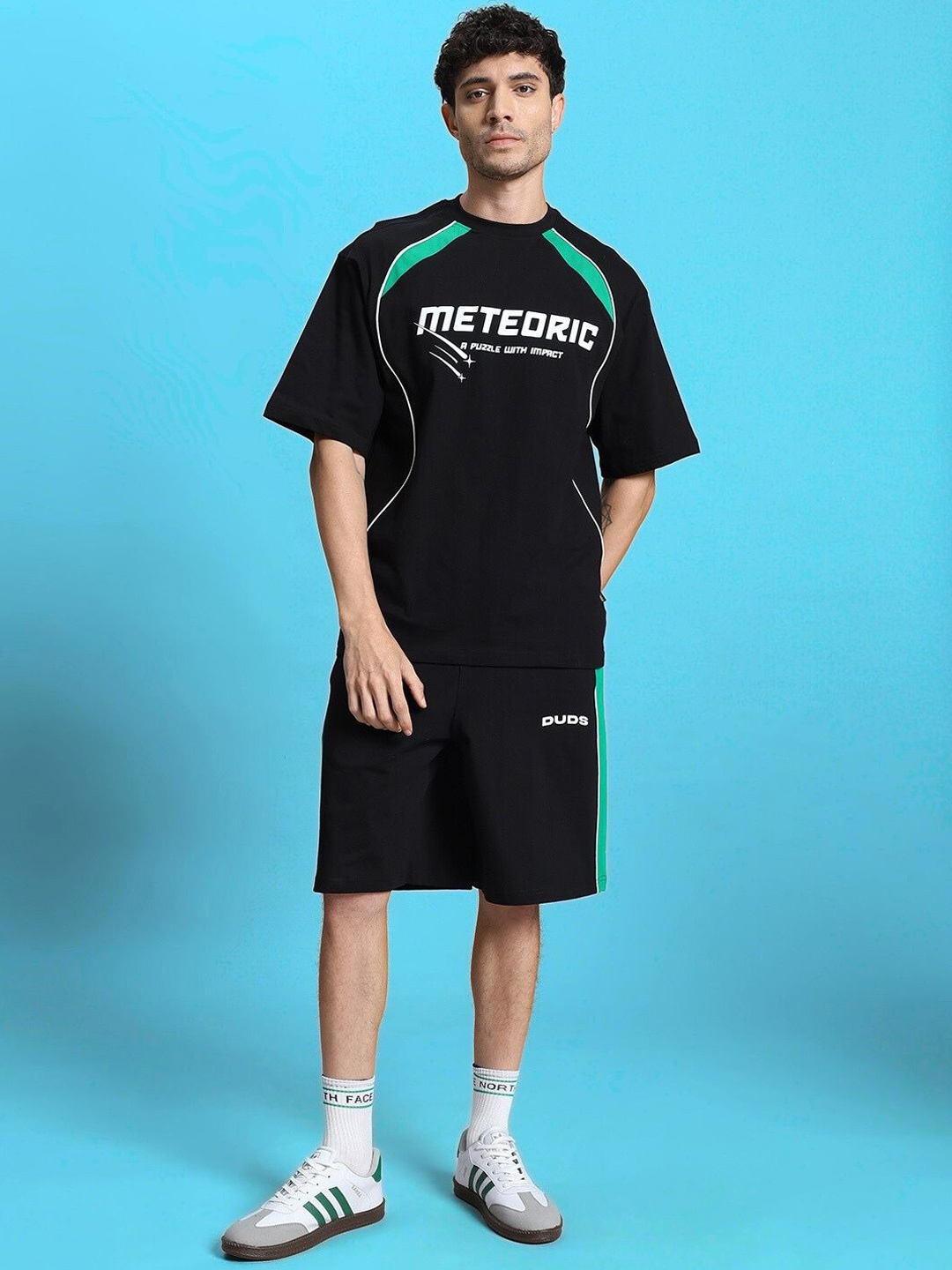 

WEARDUDS Printed Round Neck T-Shirt With Shorts Co-Ords, Black