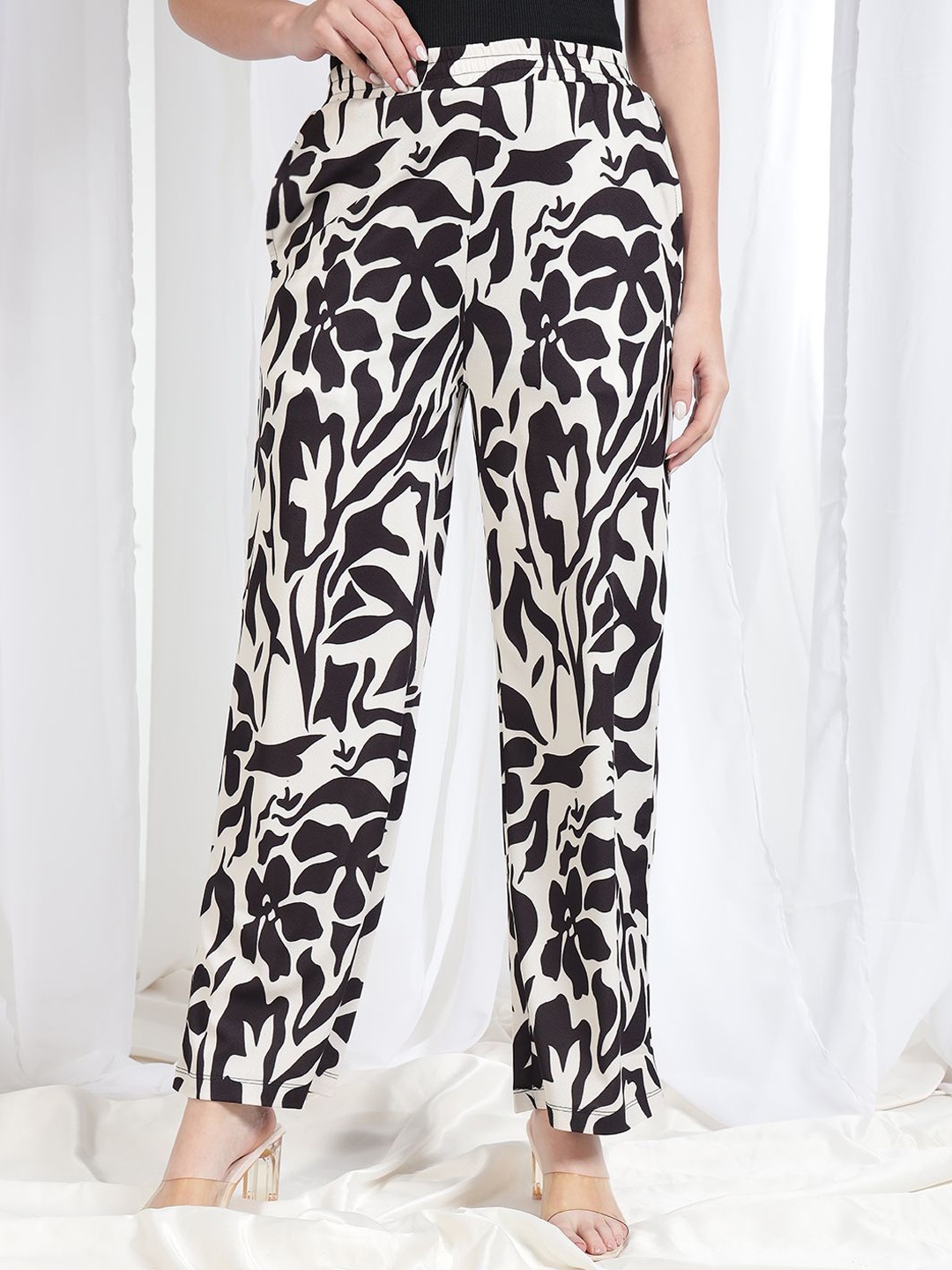 

BAESD Women Printed Original Loose Fit Trousers, Beige