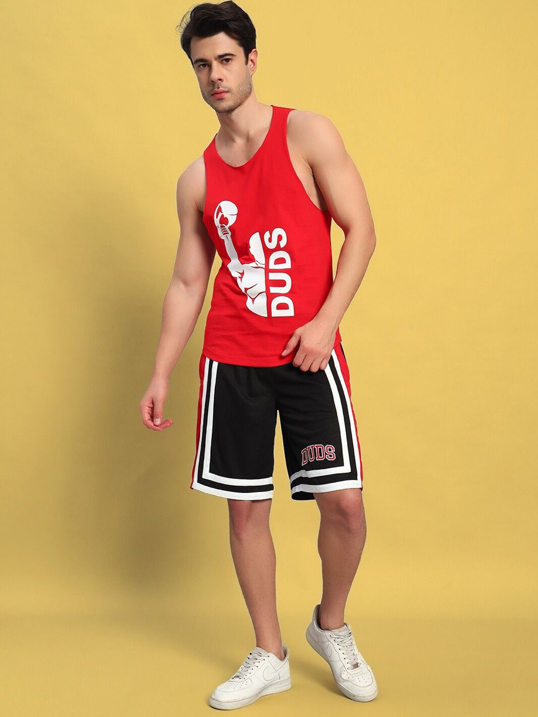 

WEARDUDS Printed T-Shirt With Shorts Co-Ords, Red