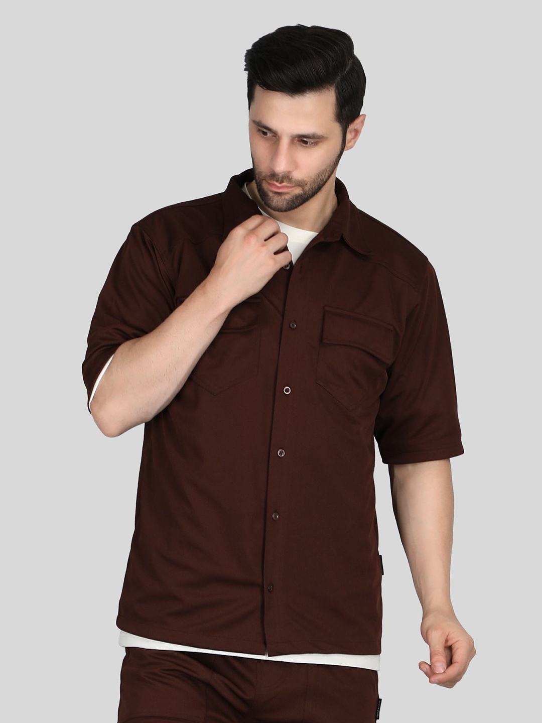 

Raxedo Men Polo Collar Pockets T-shirt, Brown