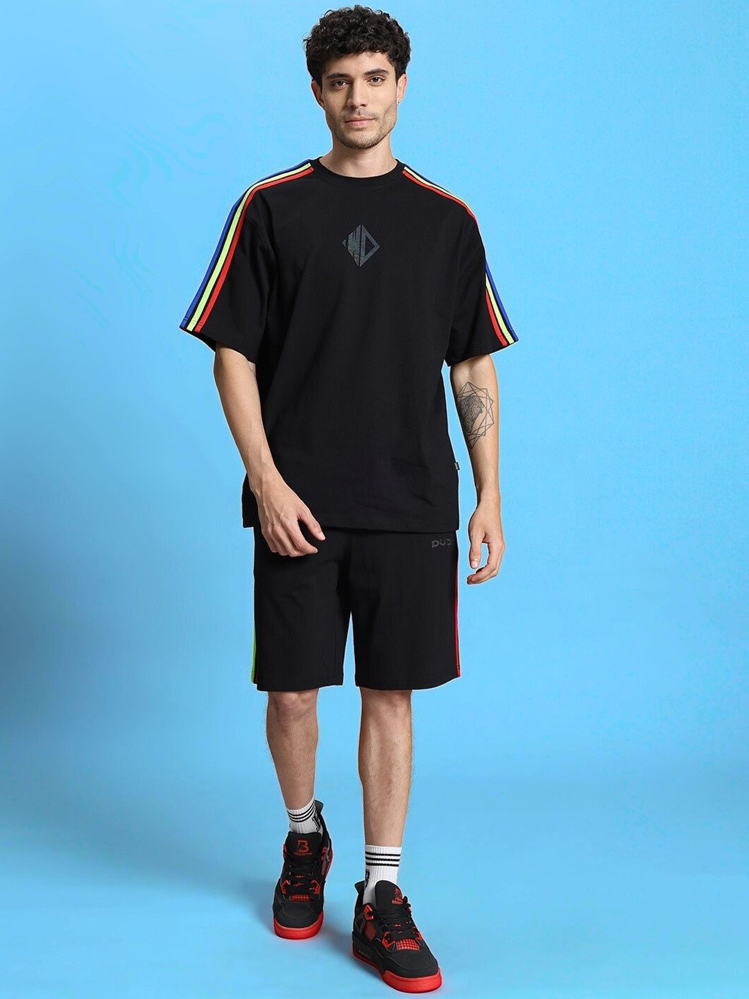 

WEARDUDS Round Neck T-Shirt & Shorts Co-Ords, Black