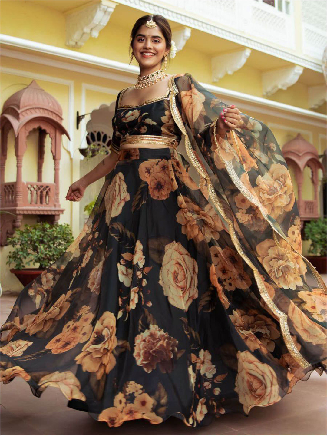 

Piludi Printed Semi-Stitched Lehenga & Unstitched Blouse With Dupatta, Black