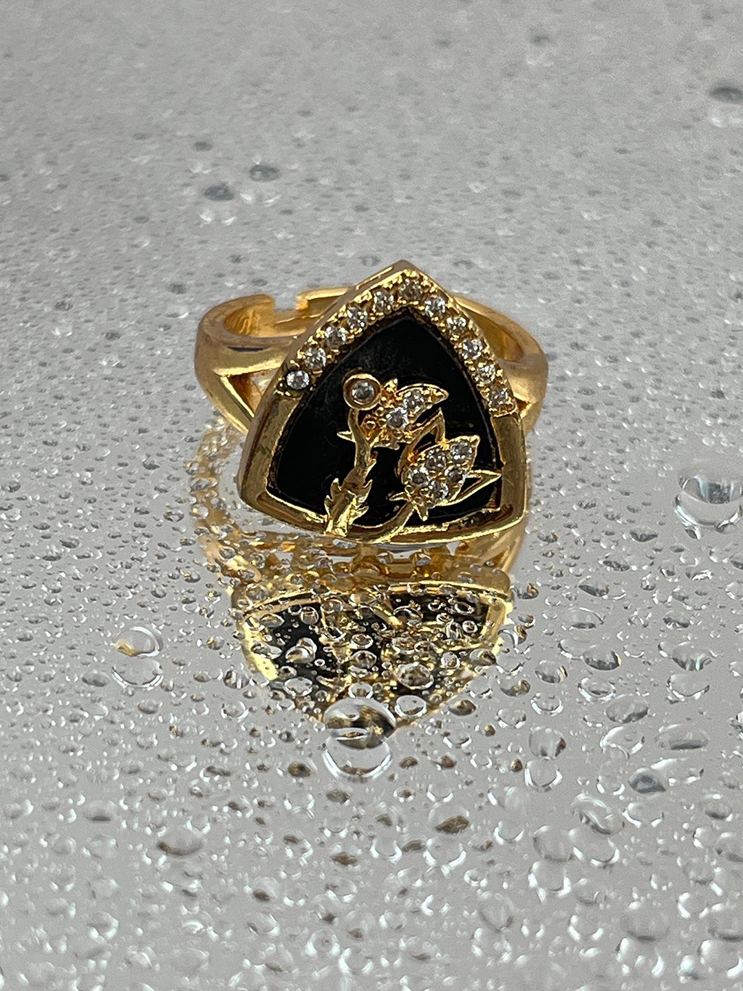 

DRAMATIC EFFECT Gold Plated Stone Studded Adjustable Finger Ring