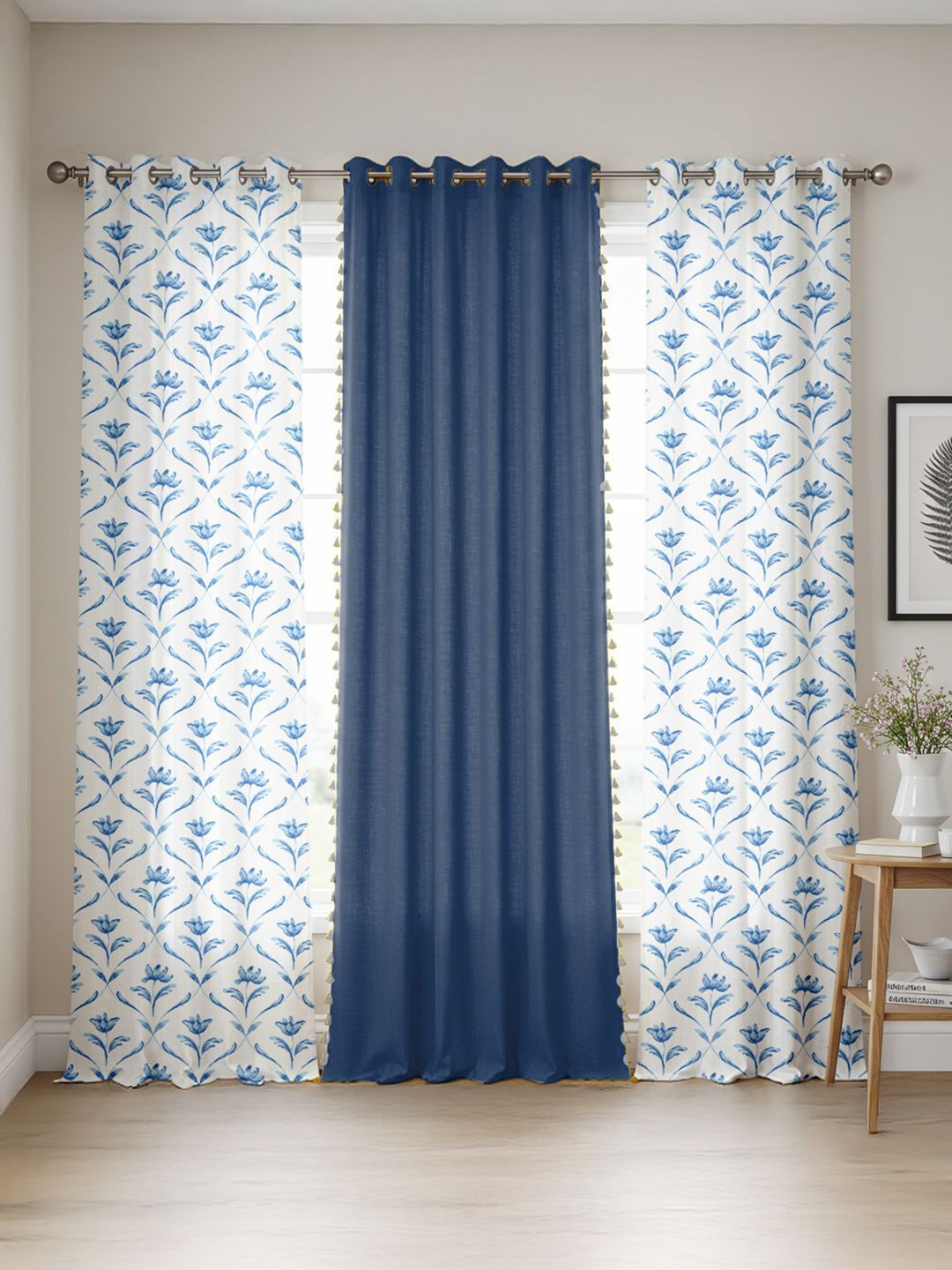 

URBAN SPACE Blue & White Set of 3 Floral Door Curtain