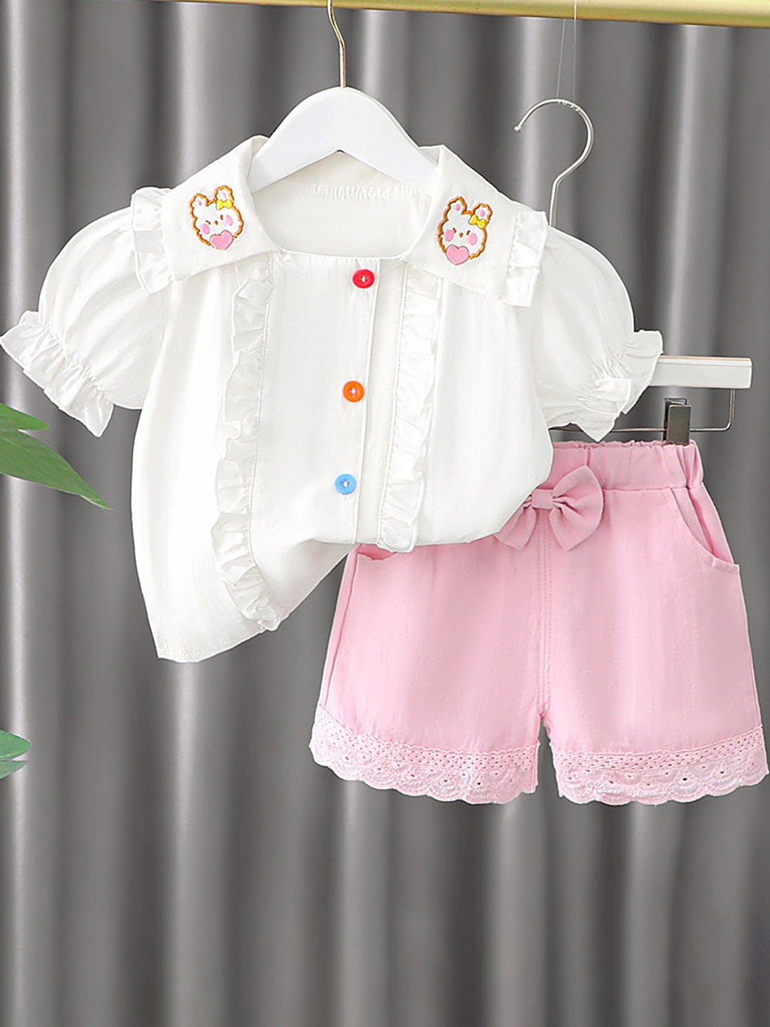 

LULU & SKY Girls Top with Shorts, White