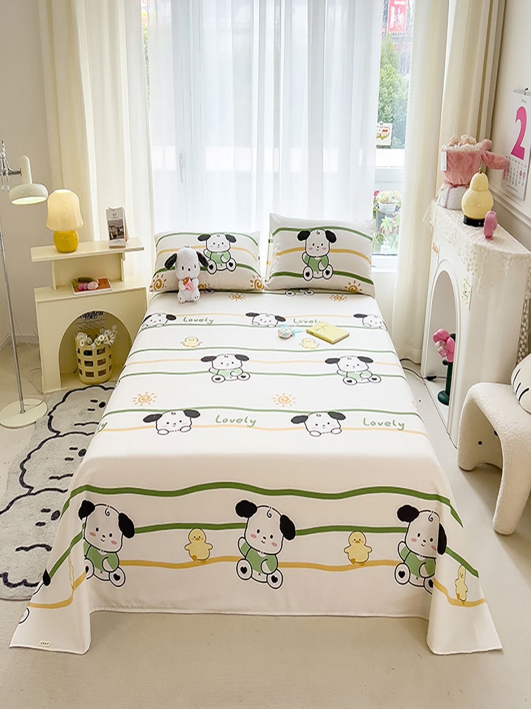 

JC HOME Off White & Green Cartoon Characters 140 TC Queen Bedsheet with 2 Pillow Covers