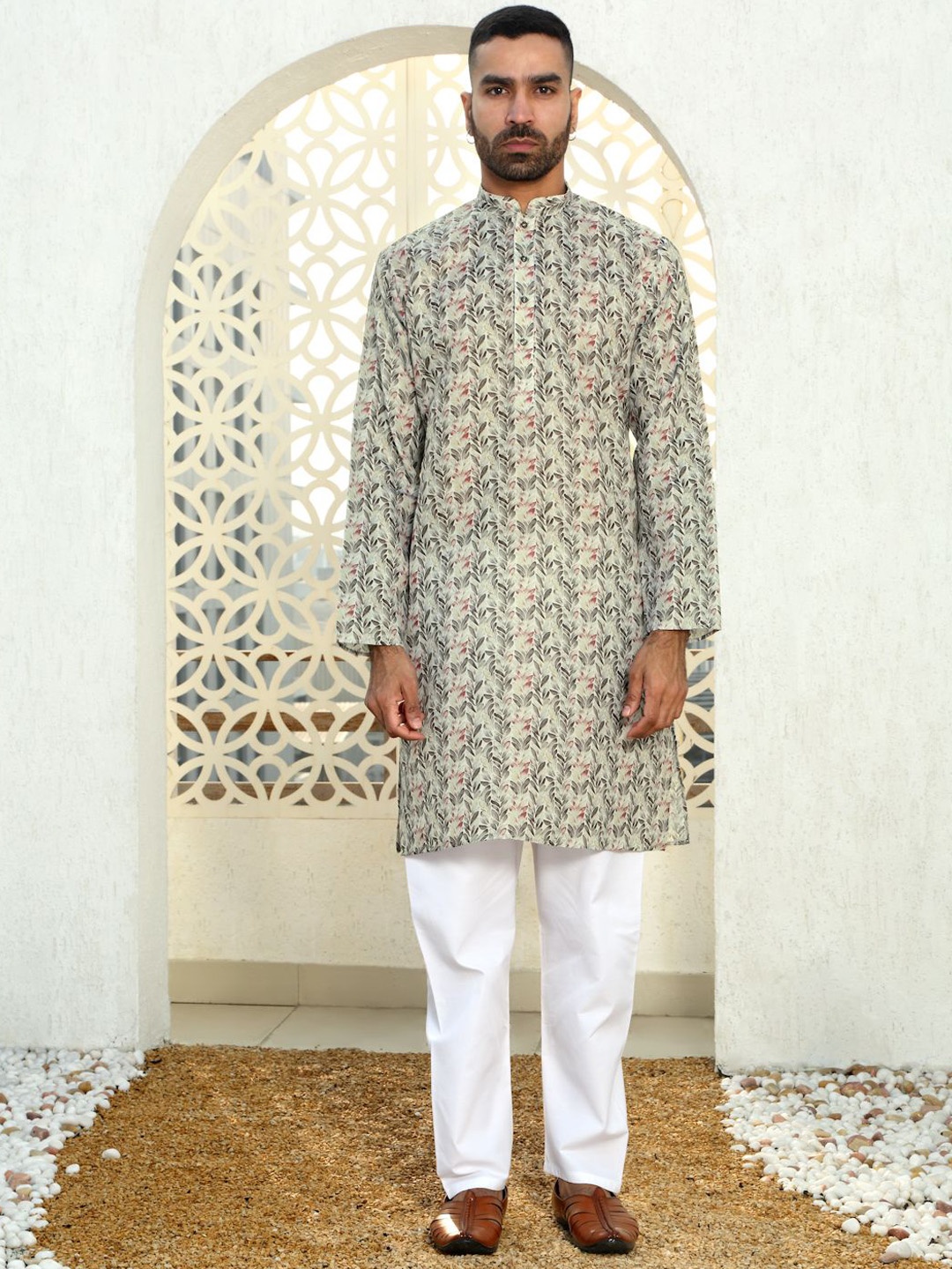 

KRAFT INDIA Men Floral Printed Regular Kurta with Pyjamas, Green