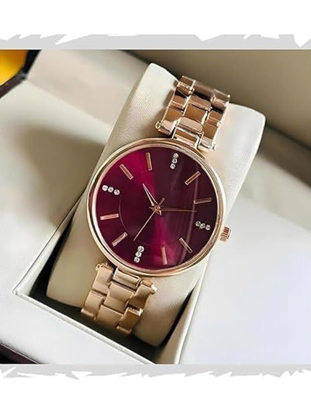

THE SHOPOHOLIC Women Dial & Stainless Steel Straps Analogue Watch RT-RED
