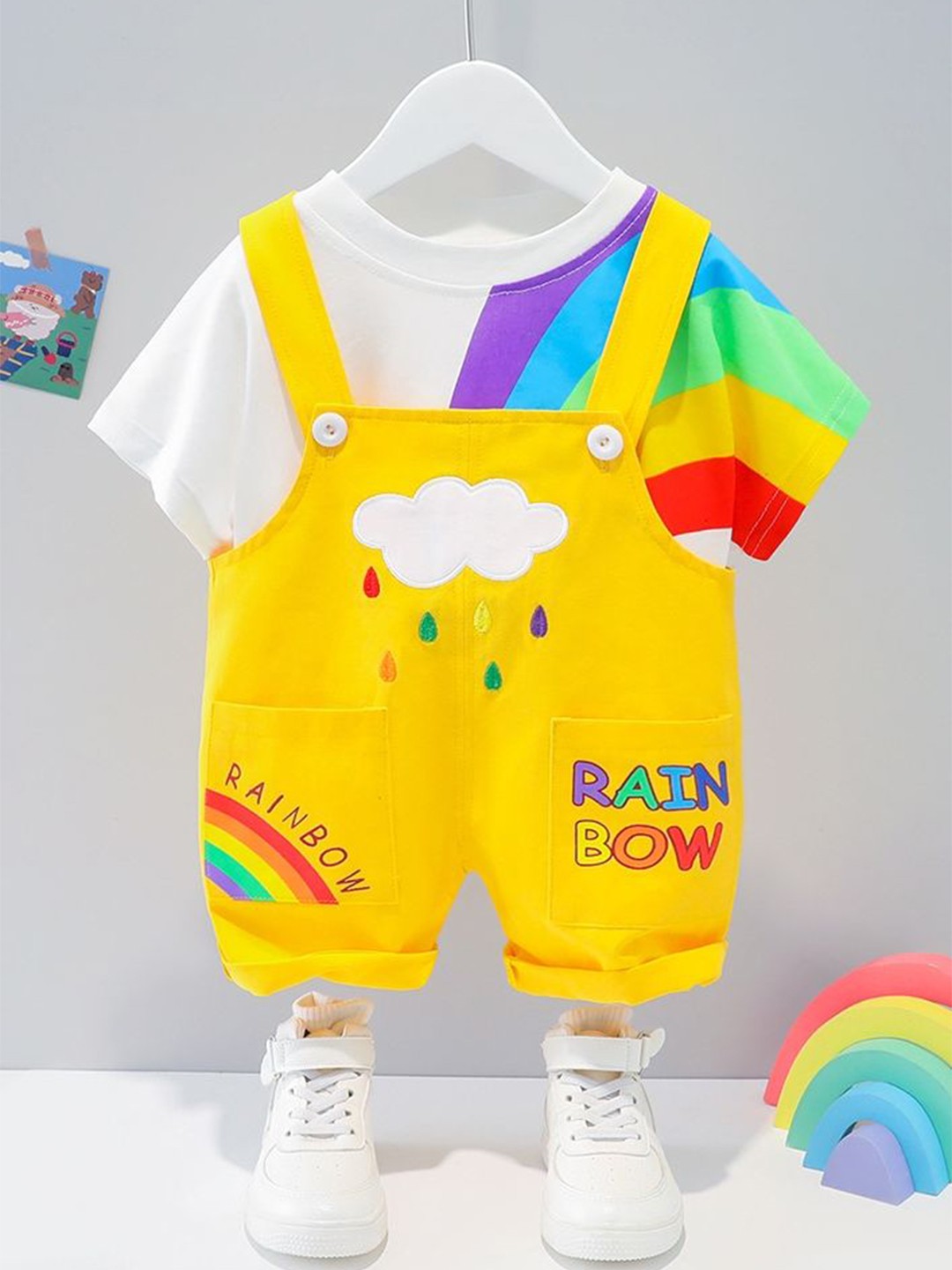 

LULU & SKY Printed T-shirt With Dungaree, Yellow