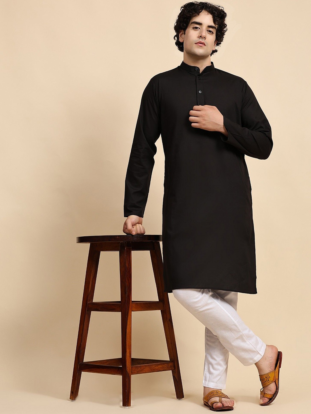 

SKAVIJ Men Regular Pure Cotton Kurta with Pyjamas, Black