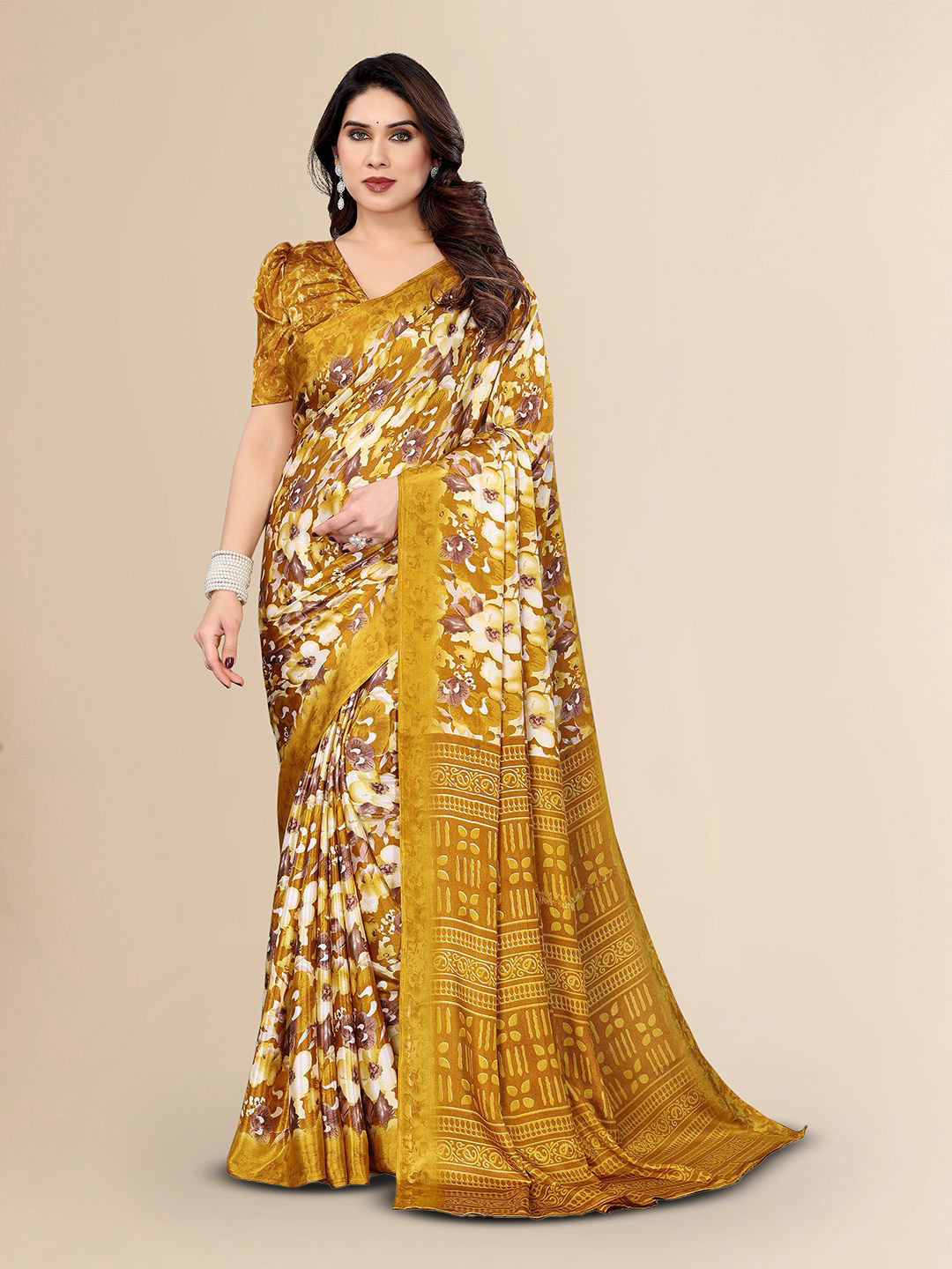 

Moda Rapido Floral Silk Blend Saree, Gold
