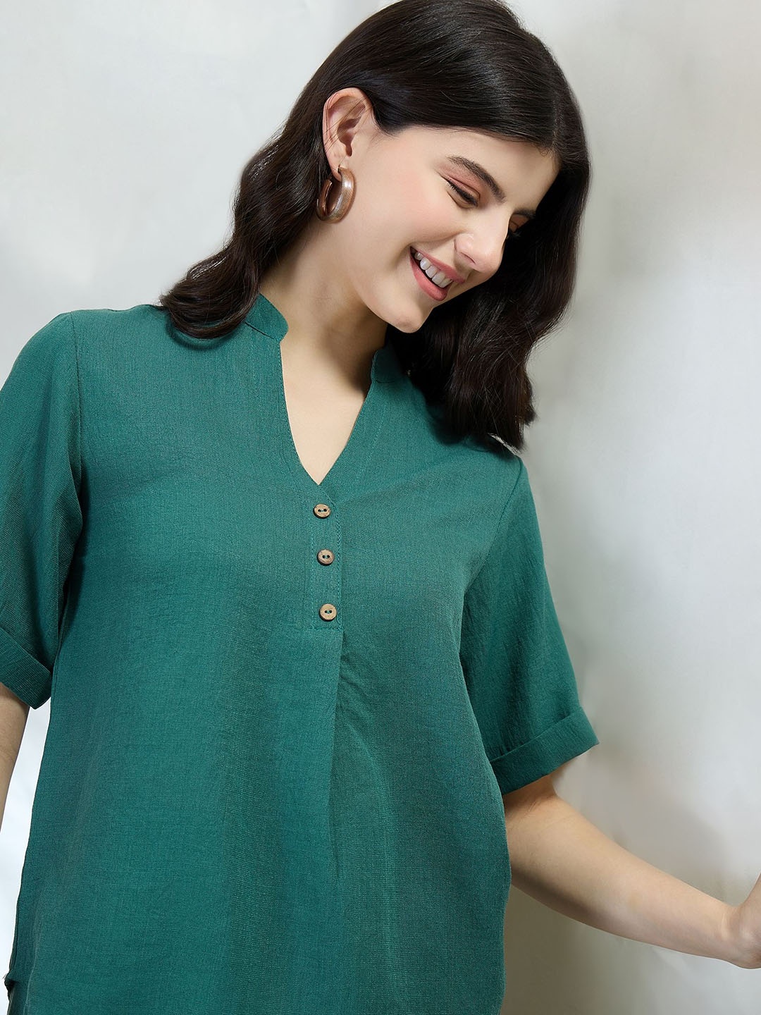 

DRAPE AND DAZZLE Mandarin Collar Top With Trousers Co-Ords Set, Green