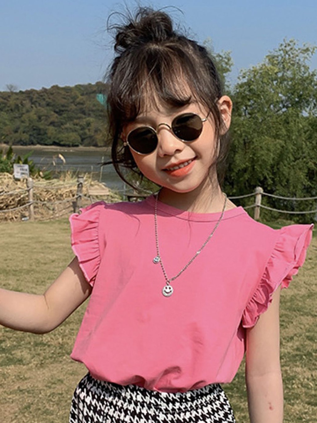 

LULU & SKY Flutter Sleeve Cotton Top, Pink