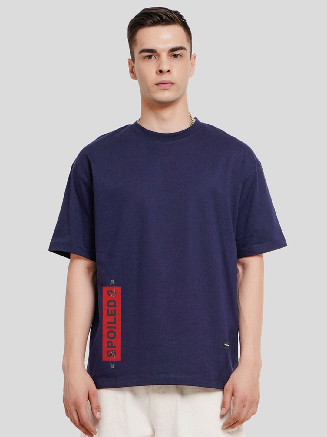 

Underrated Club Men Typography Printed Bio Finish Applique T-shirt, Navy blue