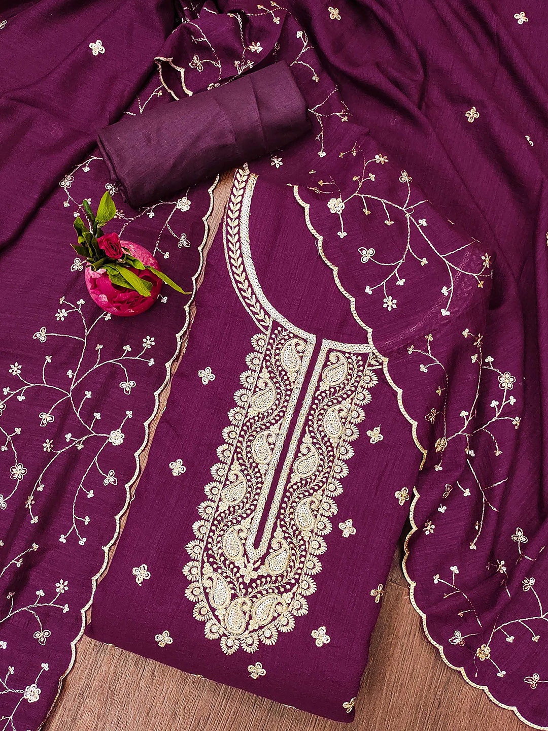 

SHADOW & SAINING Embroidered Unstitched Dress Material, Burgundy