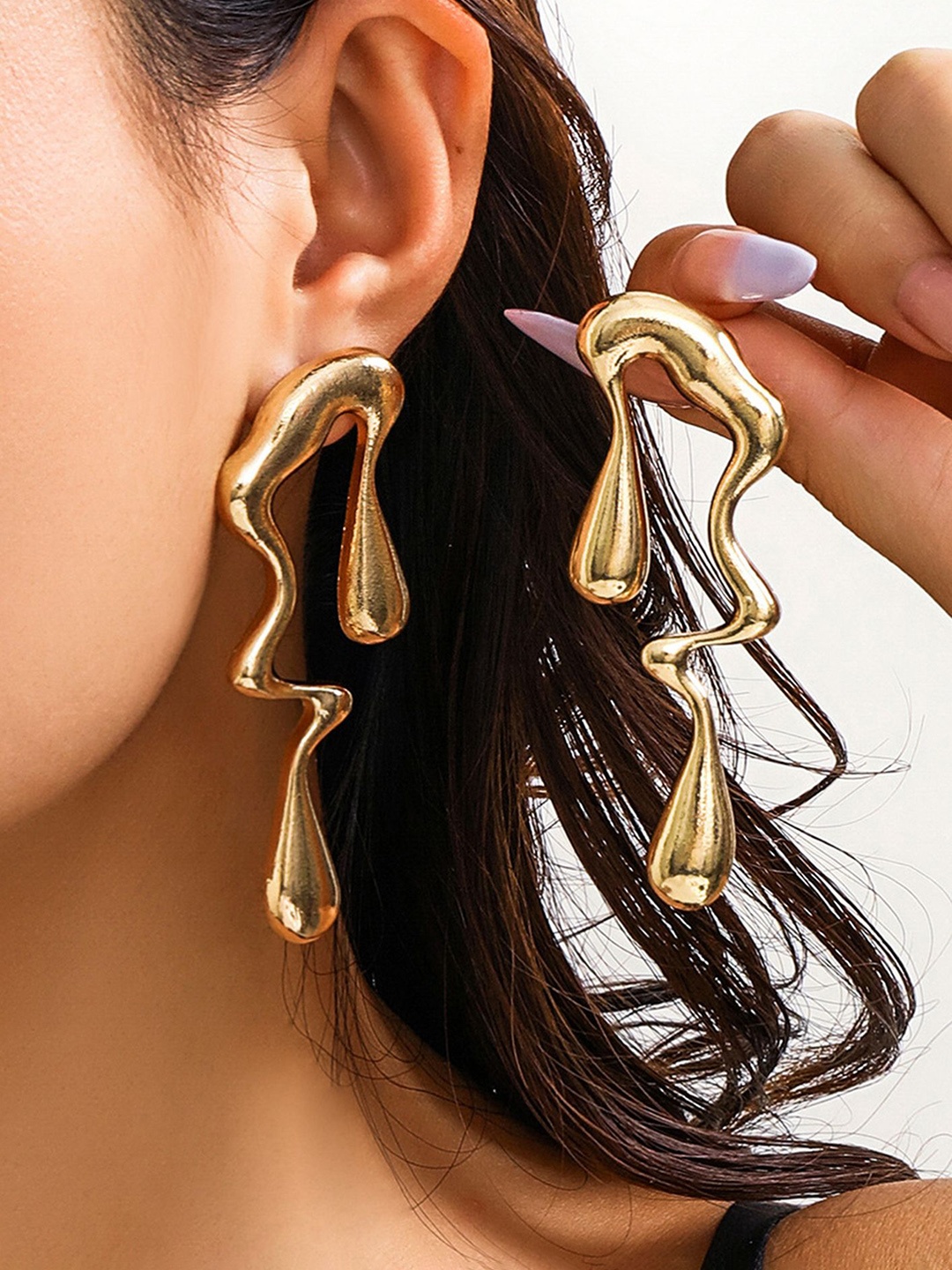 

LULU & SKY Contemporary Drop Earrings, Gold