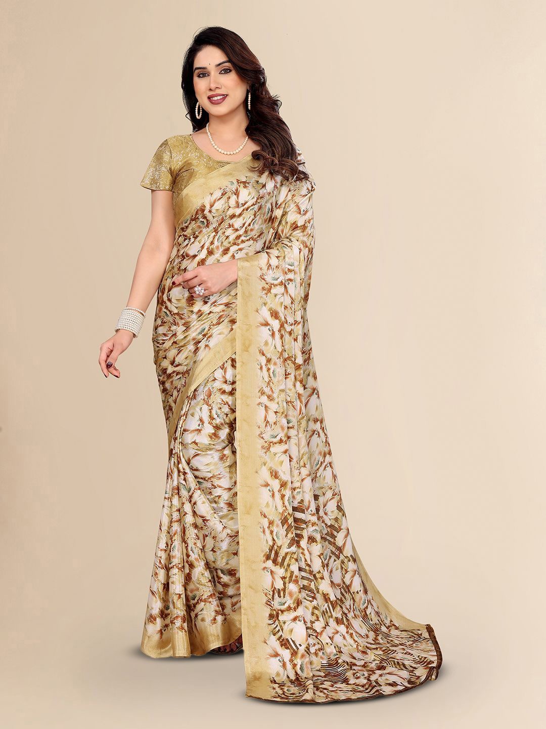 

Moda Rapido Floral Silk Blend Saree, Gold