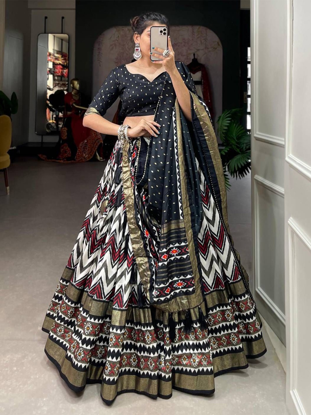 

Piludi Printed Ikat Semi-Stitched Lehenga & Unstitched Blouse With Dupatta, Black