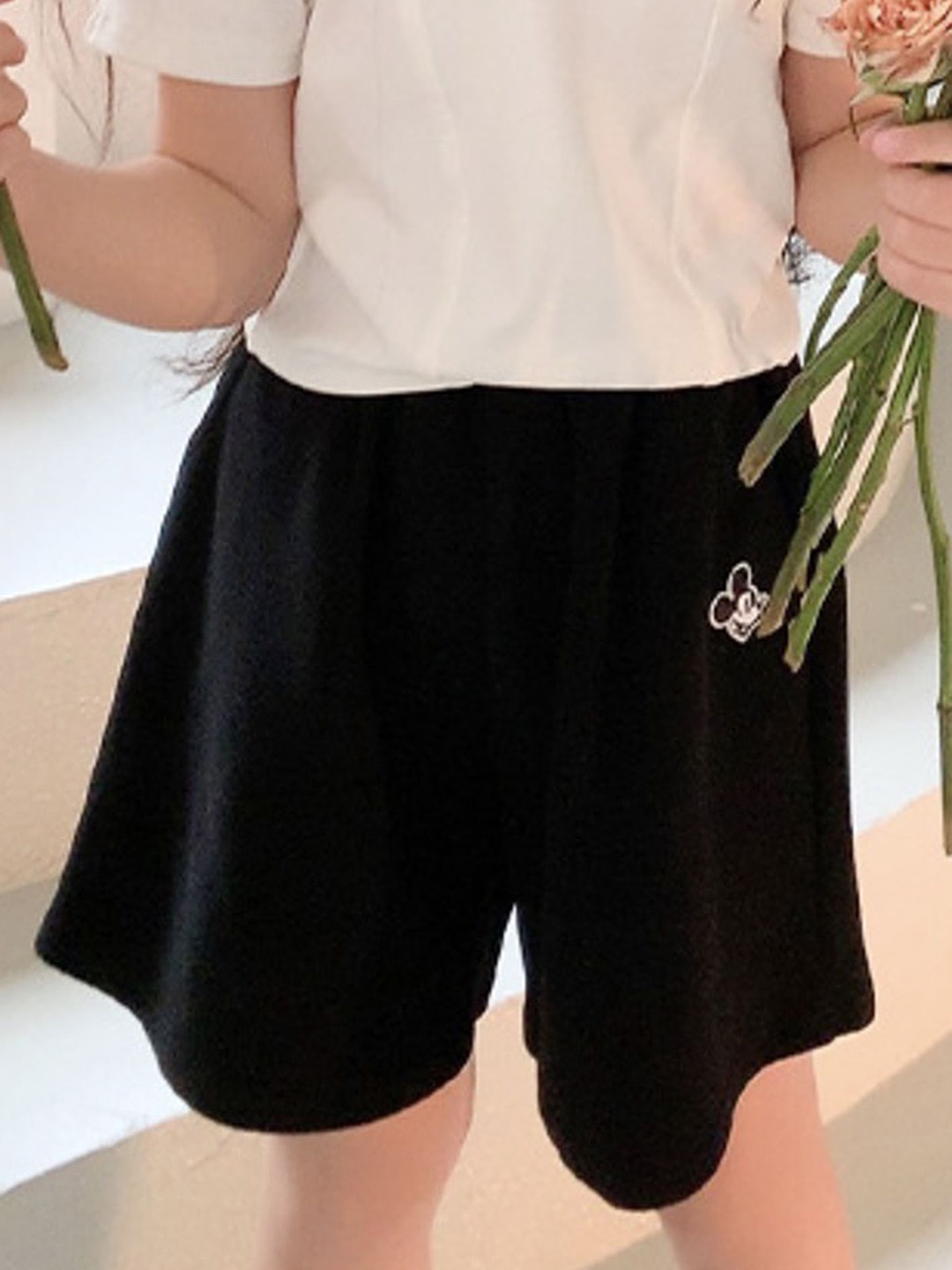 

LULU & SKY Girls Shorts, Black