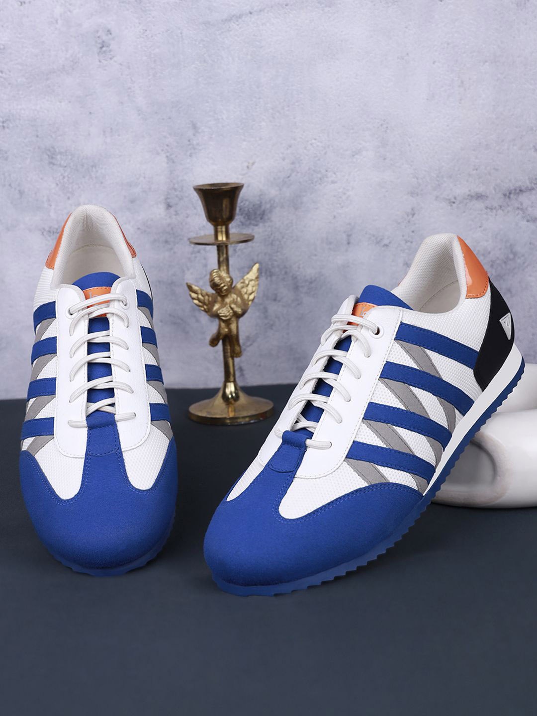 

LOUIS STITCH Men Colourblocked Casual Sneaker with Auto Adjustable Elastic Laces, Blue