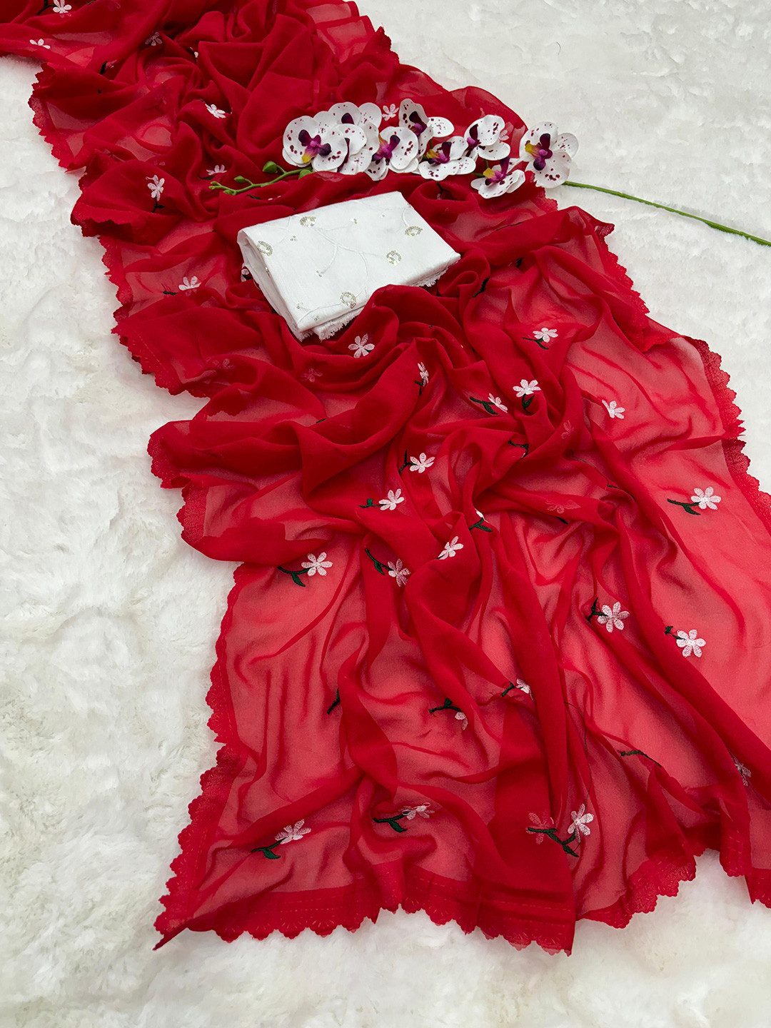 

Moda Rapido Floral Pure Georgette Saree, Red