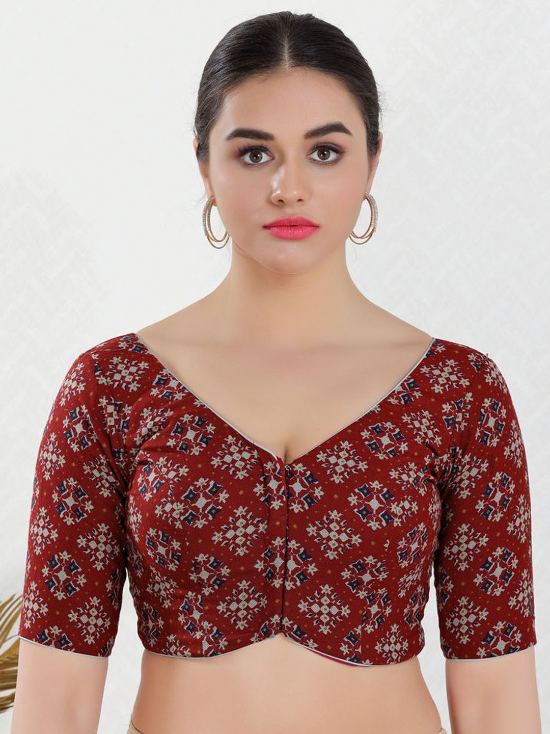 

VAMAS - THE DESIGNER BLOUSES Women V-Neck Padded Saree Blouse, Maroon