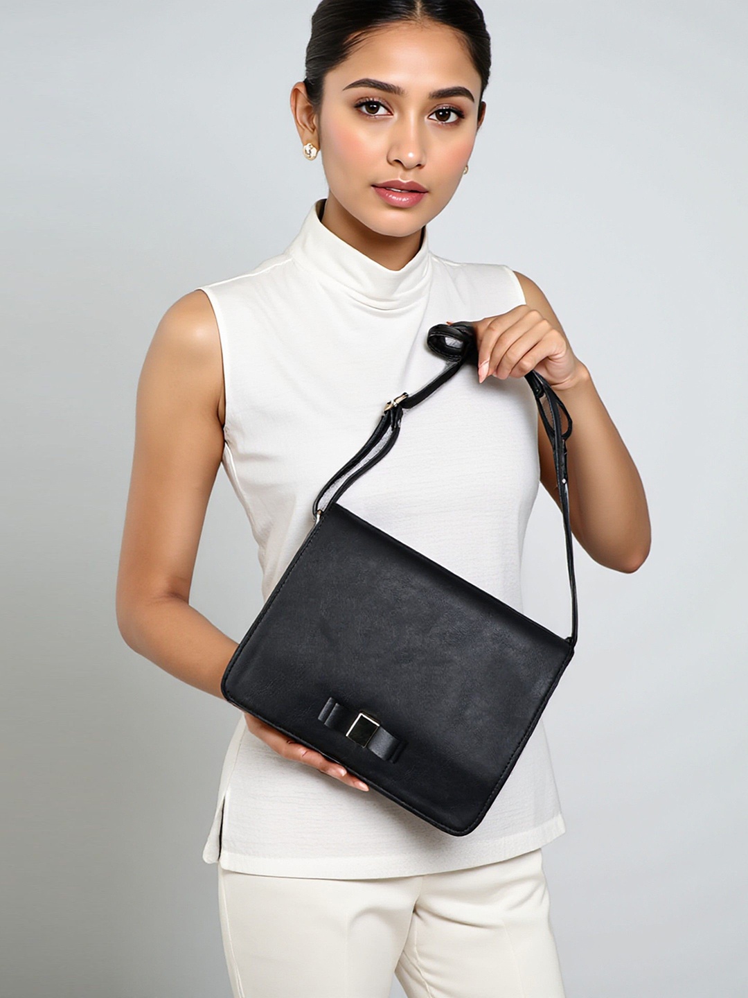 

DressBerry PU Structured Sling Bag, Black