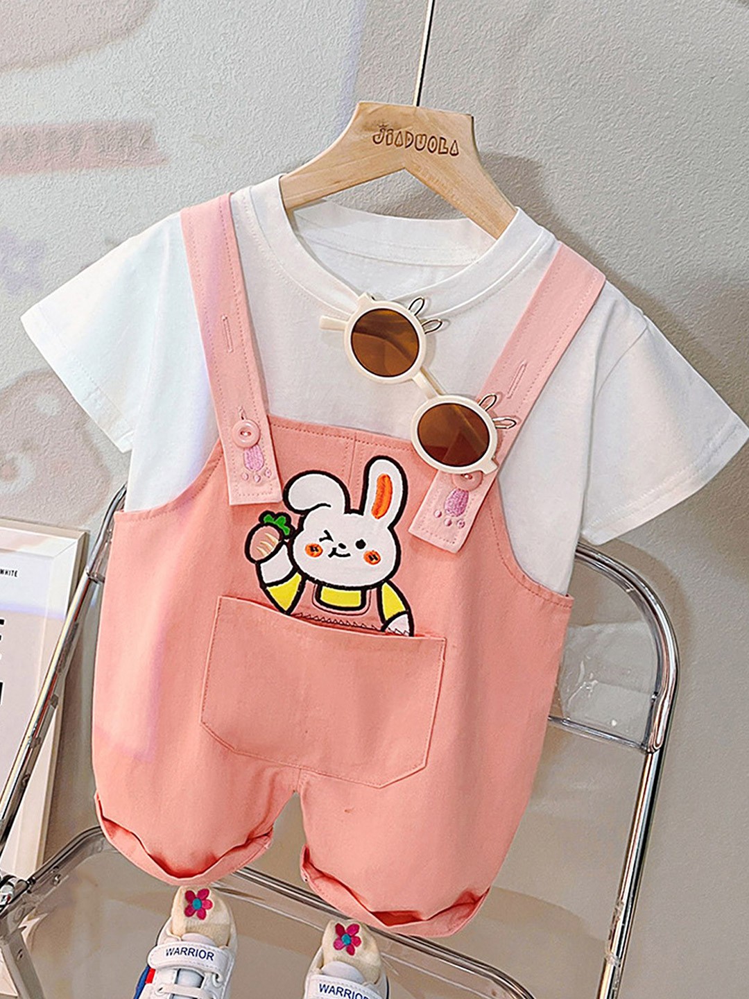 

LULU & SKY Kids Printed Dungaree With T-Shirt, Pink
