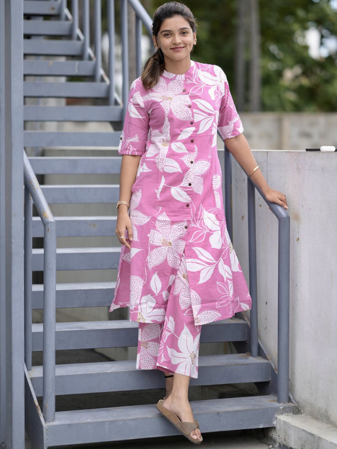 

KALINI Women Floral Printed Regular Kurta with Palazzos, Pink