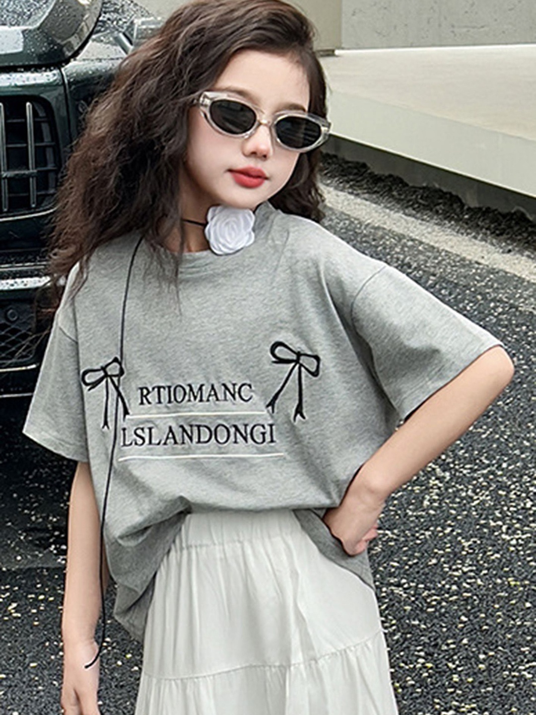 

LULU & SKY Girls Printed Polo Collar Extended Sleeves Applique T-shirt, Grey