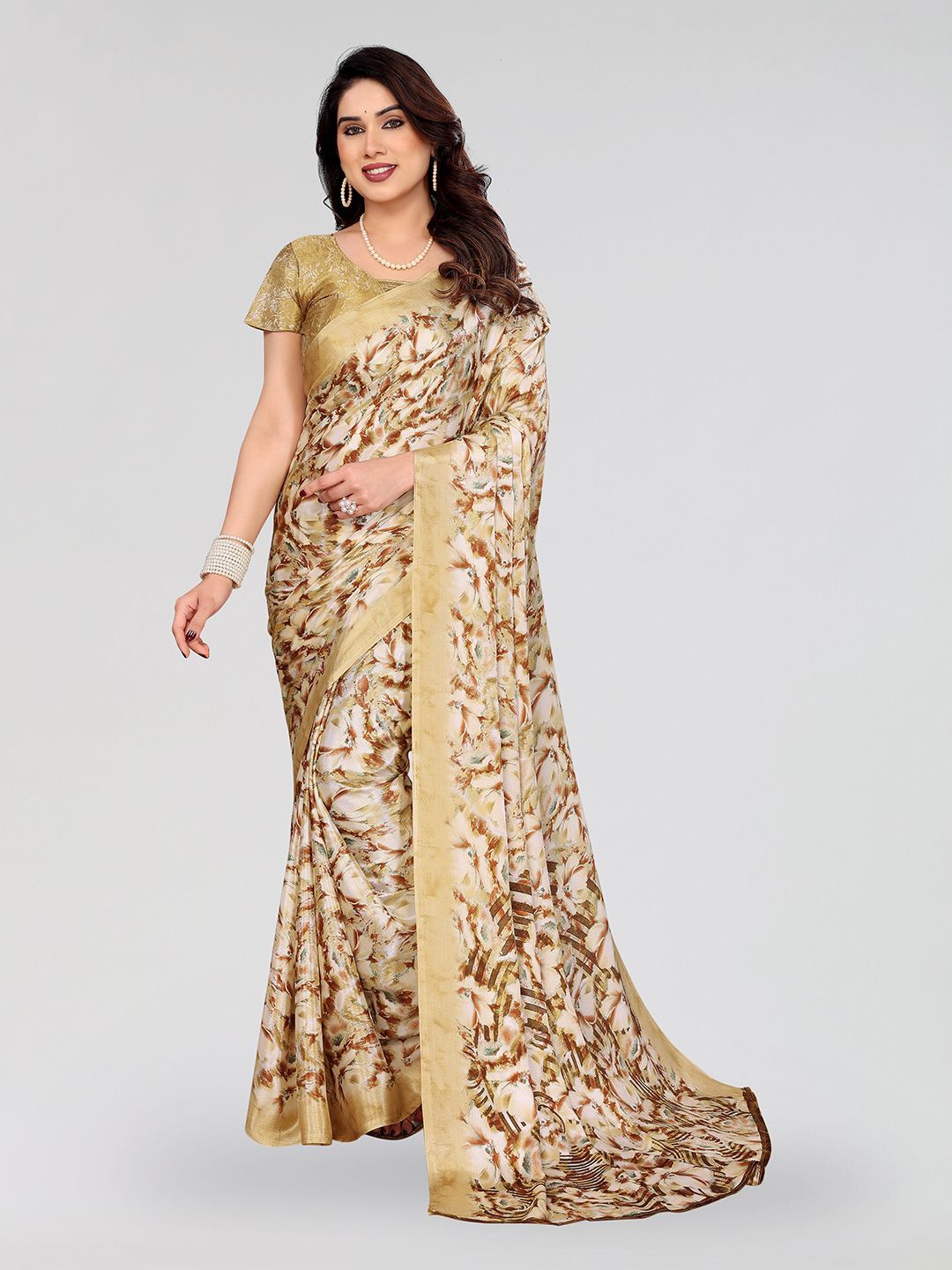 

Moda Rapido Floral Silk Blend Saree, Gold