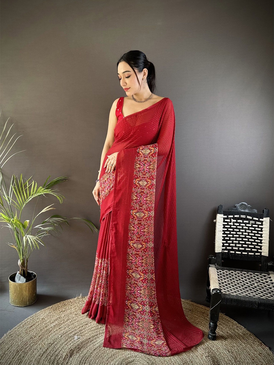 

LeeliPeeri Designer Sequinned Poly Georgette Saree, Red