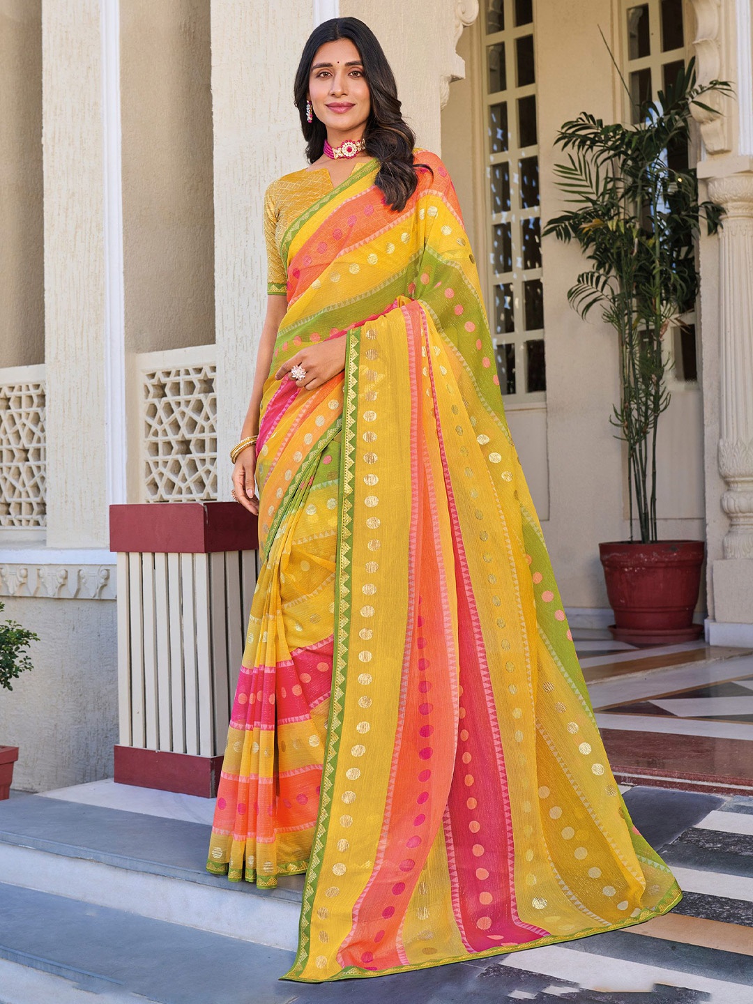 

Laxmipati Poly Chiffon Saree, Yellow