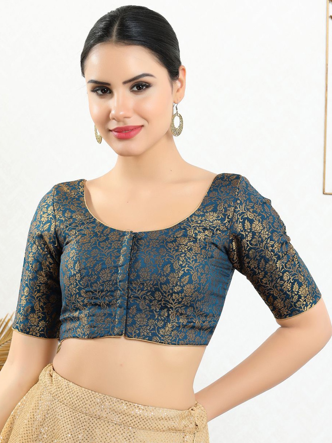

VAMAS - THE DESIGNER BLOUSES Women Round Neck Padded Saree Blouse, Blue