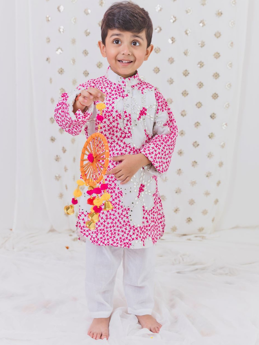 

TinyPants Boys Floral Embroidered Regular Pure Cotton Kurta with Pyjamas, Pink