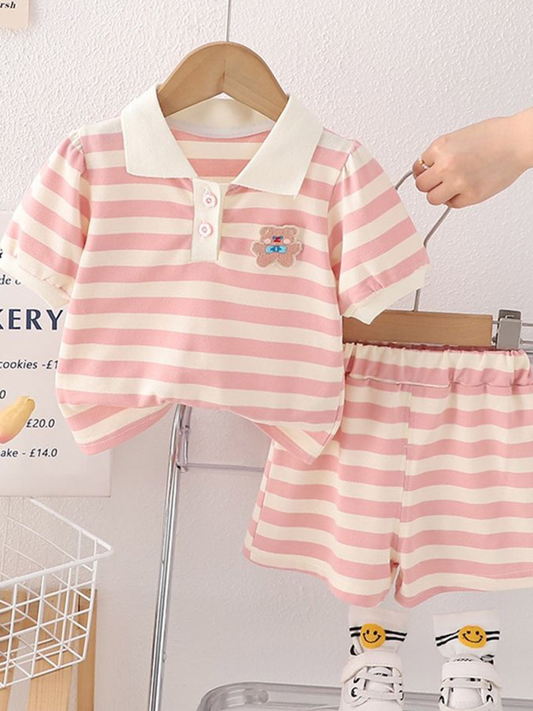 

LULU & SKY Girls Striped T-shirt with Shorts, Pink