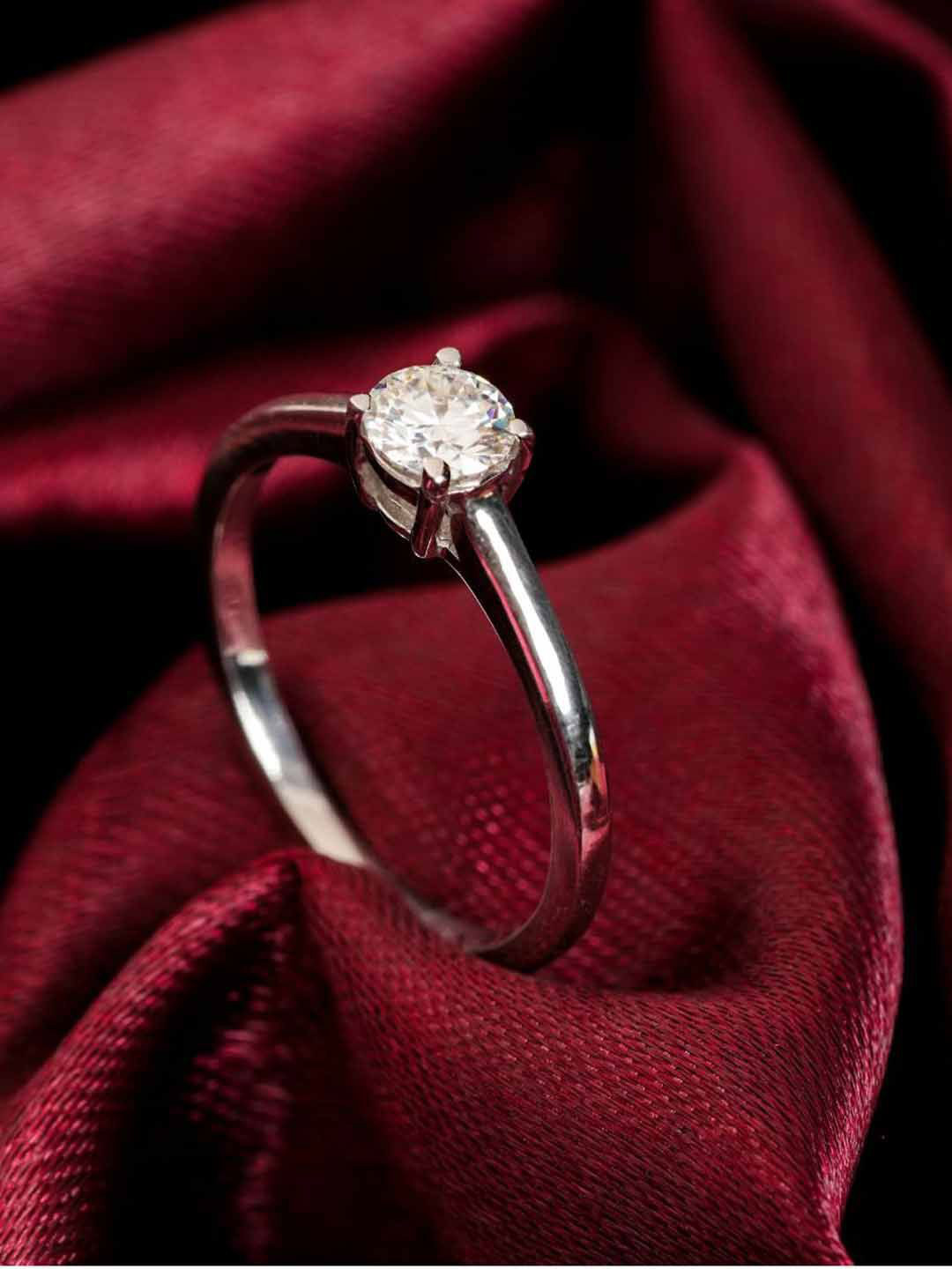 

Soraya Luxe 925 Sterling Silver Rhodium-Plated CZ Studded Square Finger Ring