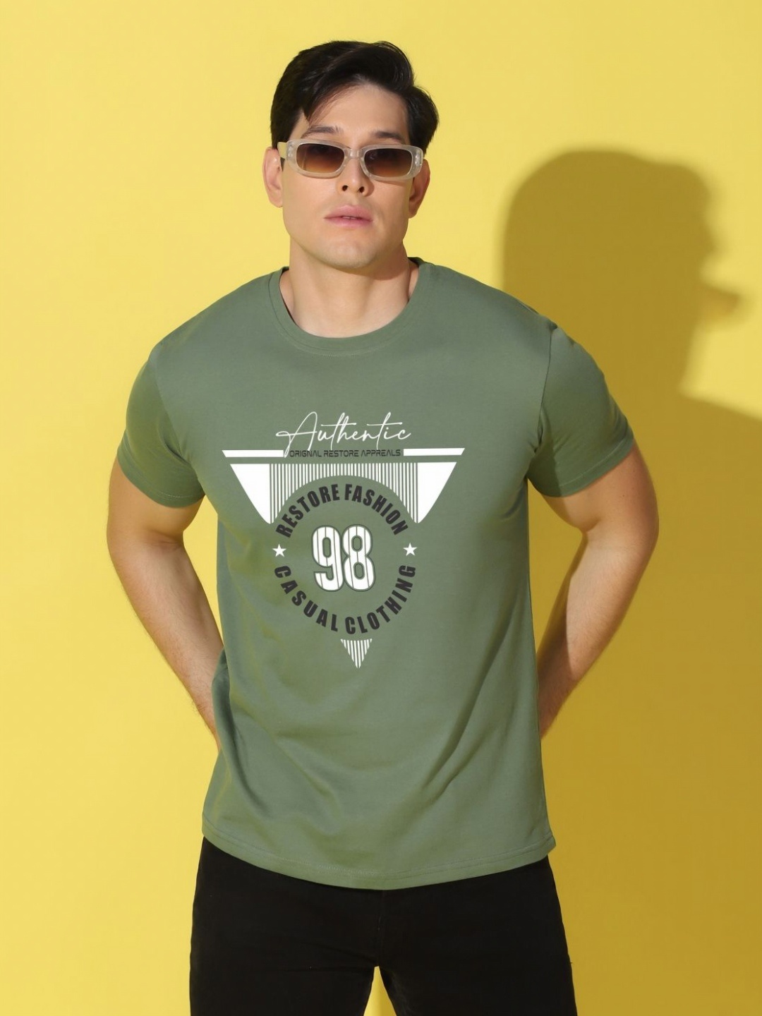 

WOOSTRO Men Typography Printed Slim Fit T-shirt, Green