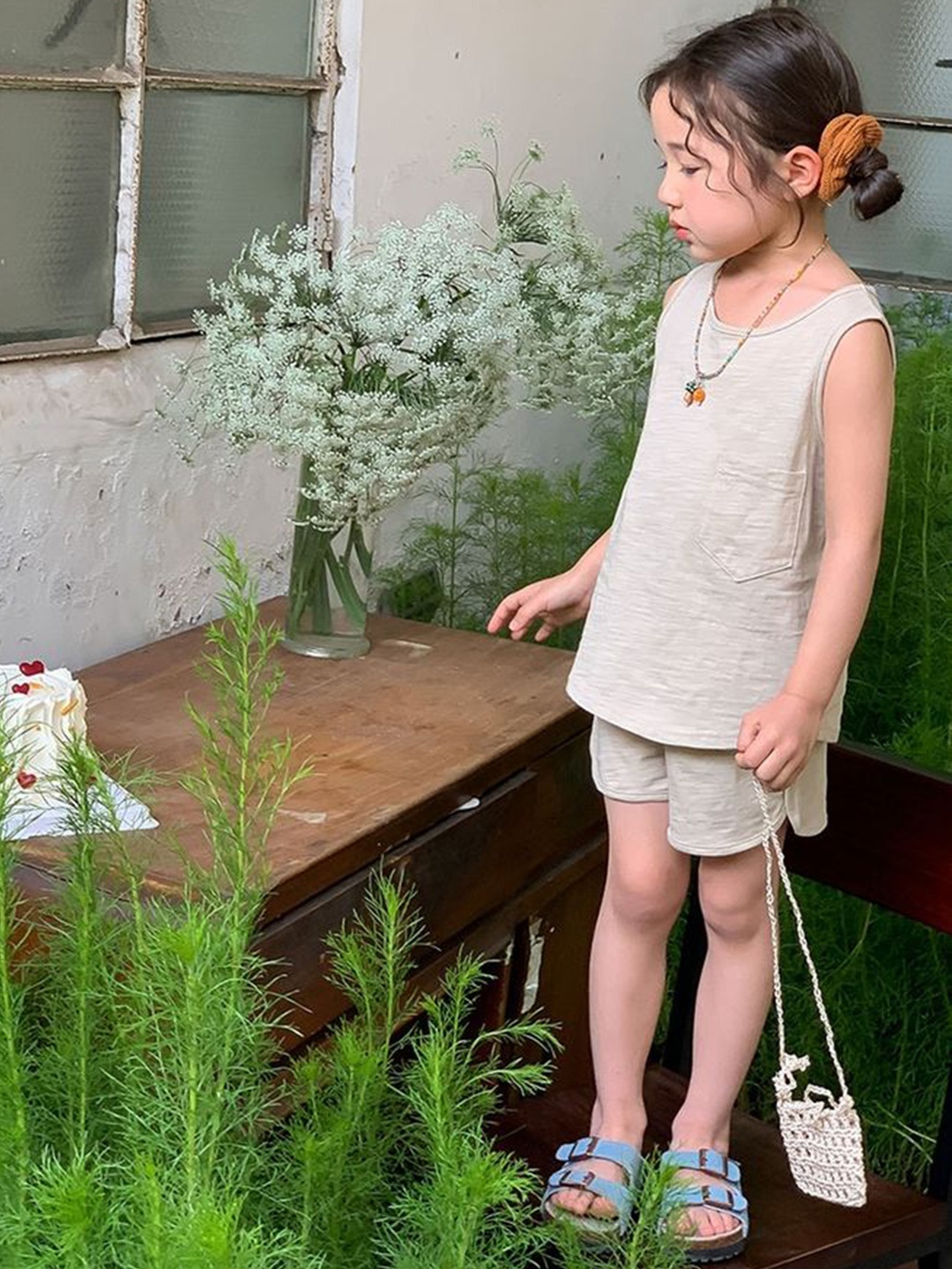 

LULU & SKY Girls Top with Shorts, Khaki